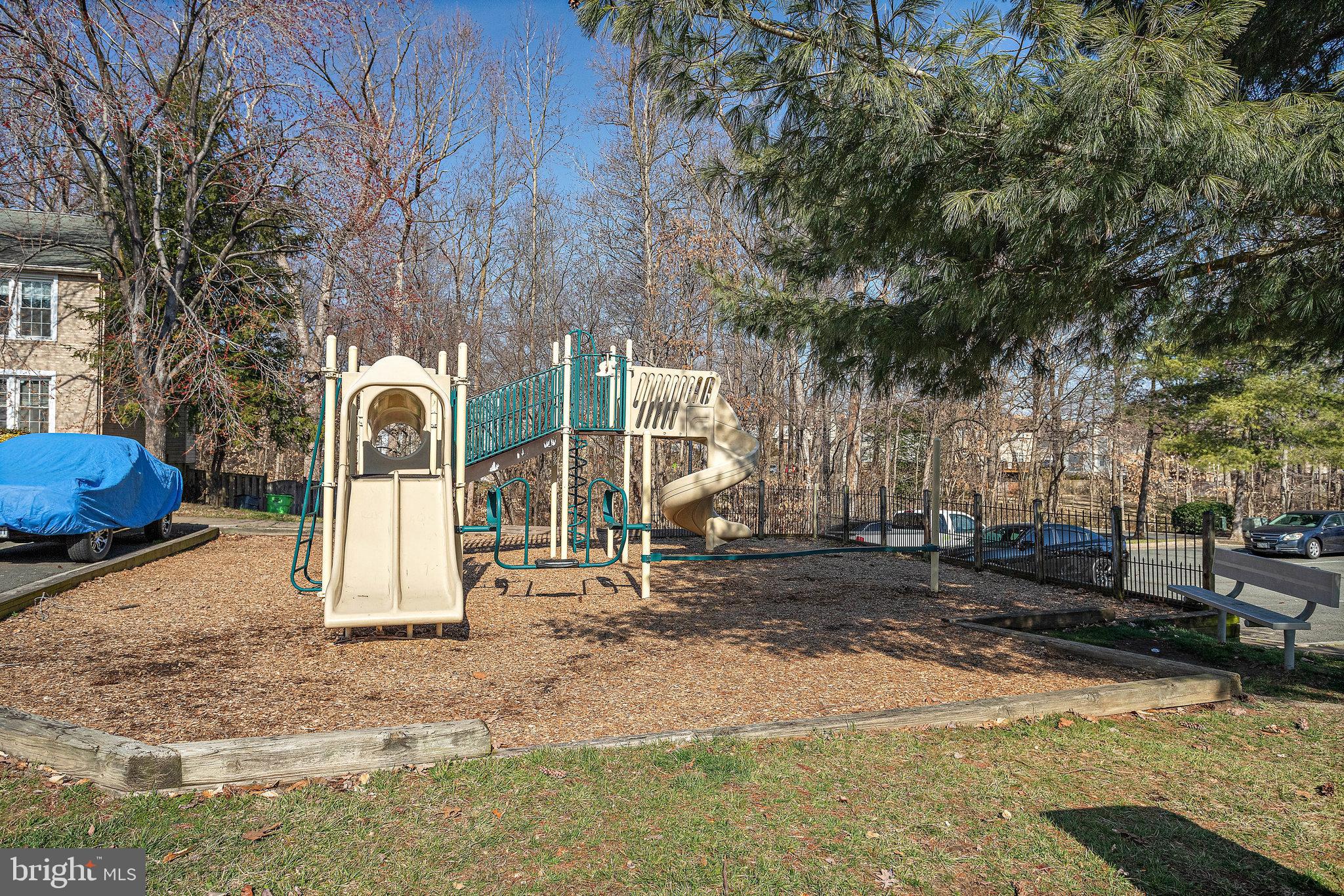 3603 Wharf Lane Triangle, VA 22172 - Photo 37 of 38