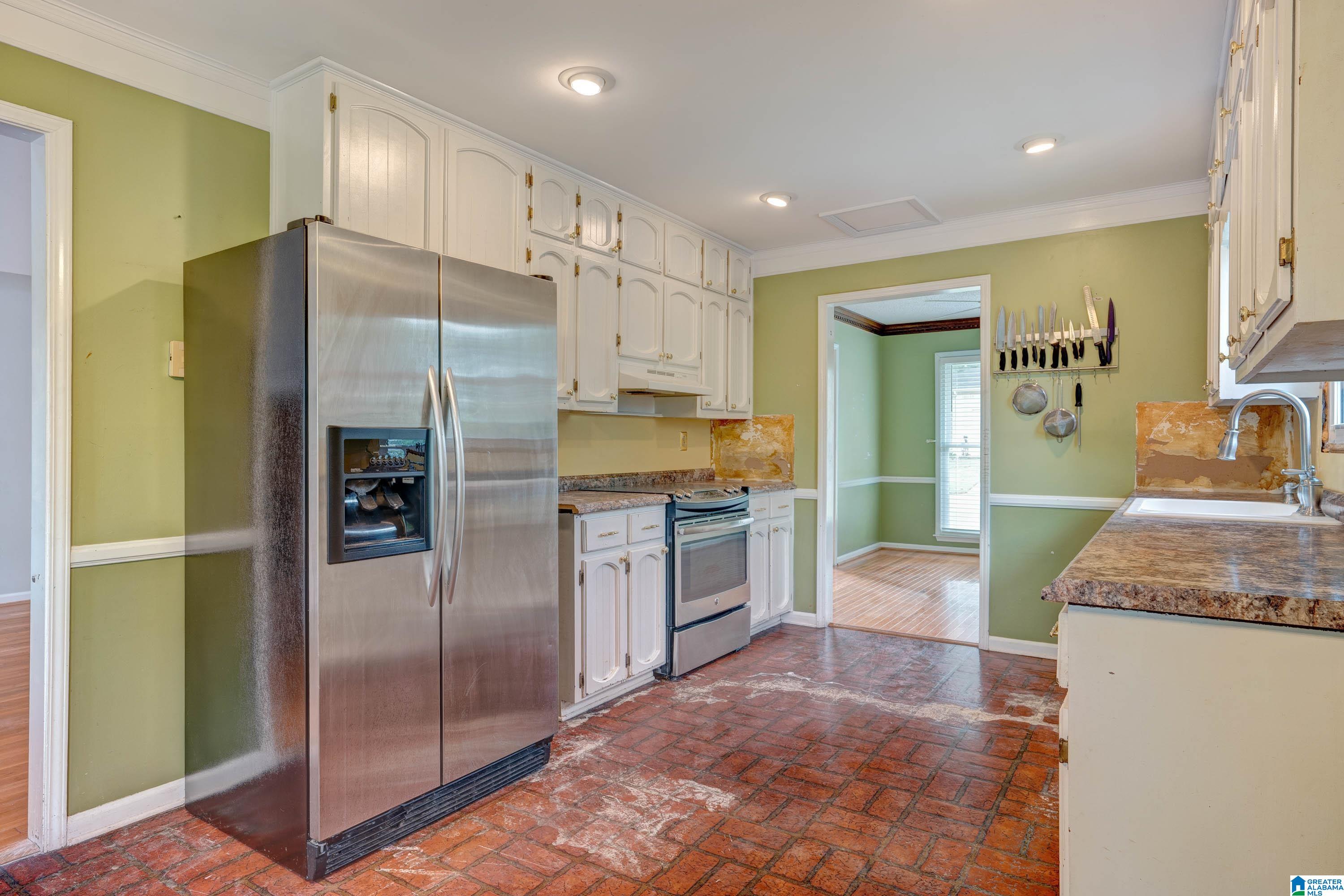 1457 Caribbean Circle Alabaster, AL 35007 - Photo 11 of 27
