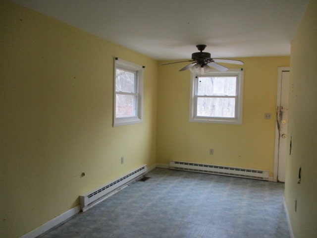 201 Thompson Road Pittsfield, NH 03263 - Photo 3 of 10