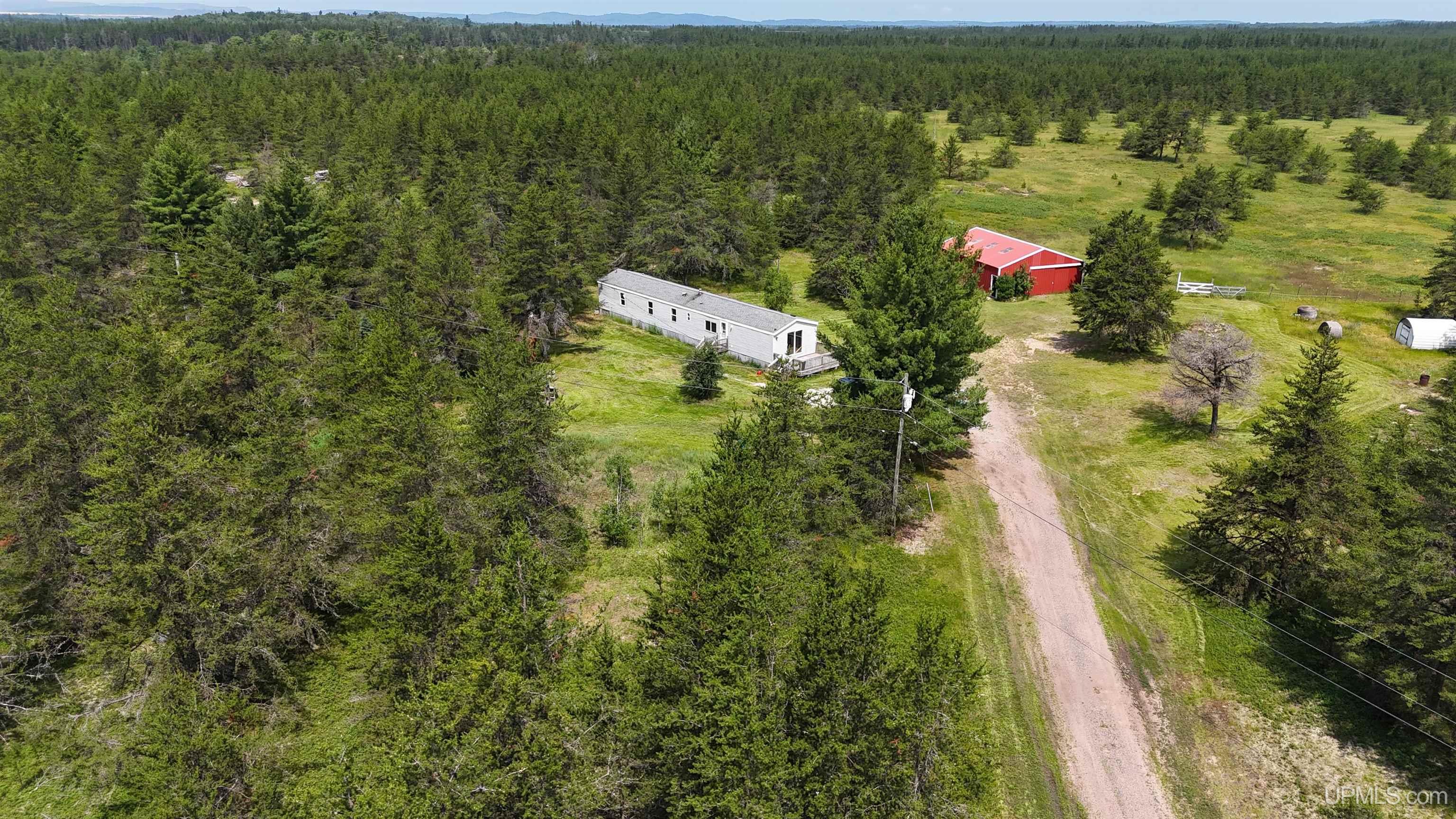 290 Station Road Gwinn, MI 49841 - Photo 5 of 28