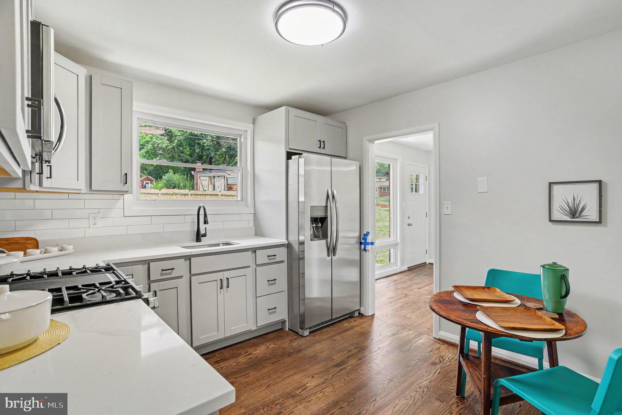 6214 Golden Ring Road Baltimore, MD 21237 - Photo 14 of 67 Kitchen