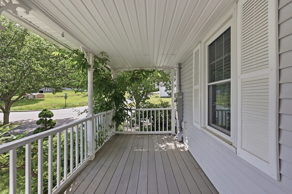 346 Oak Street Clinton, MA 01510 - Photo 17 of 23