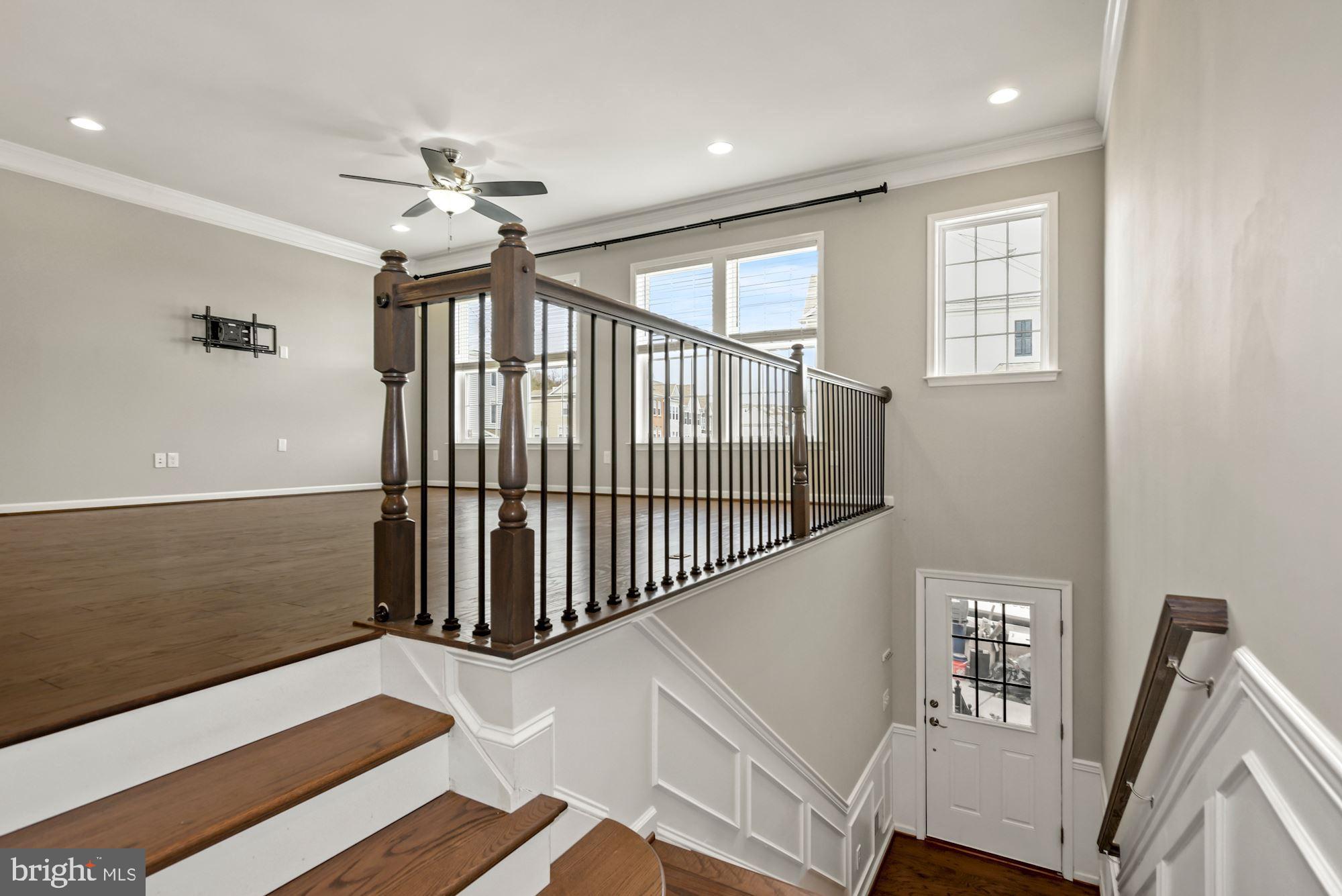 45025 Graduate Terrace Ashburn, VA 20147 - Photo 4 of 35