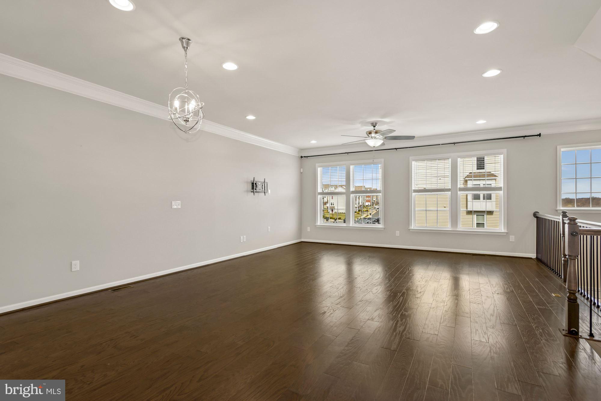 45025 Graduate Terrace Ashburn, VA 20147 - Photo 5 of 35