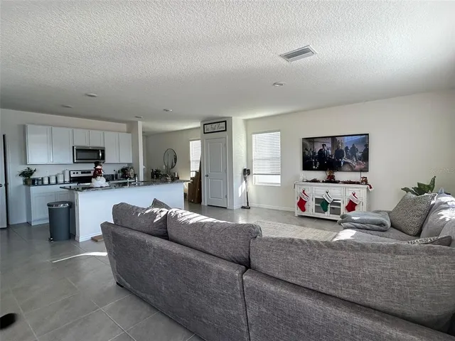 $2,700 | 8309 Hardy Bay Loop, Wesley Chapel, FL 33545