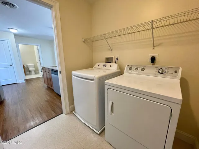 $2,007 | 60 Weibel Avenue, Unit 3HP312, Saratoga Springs, NY 12866