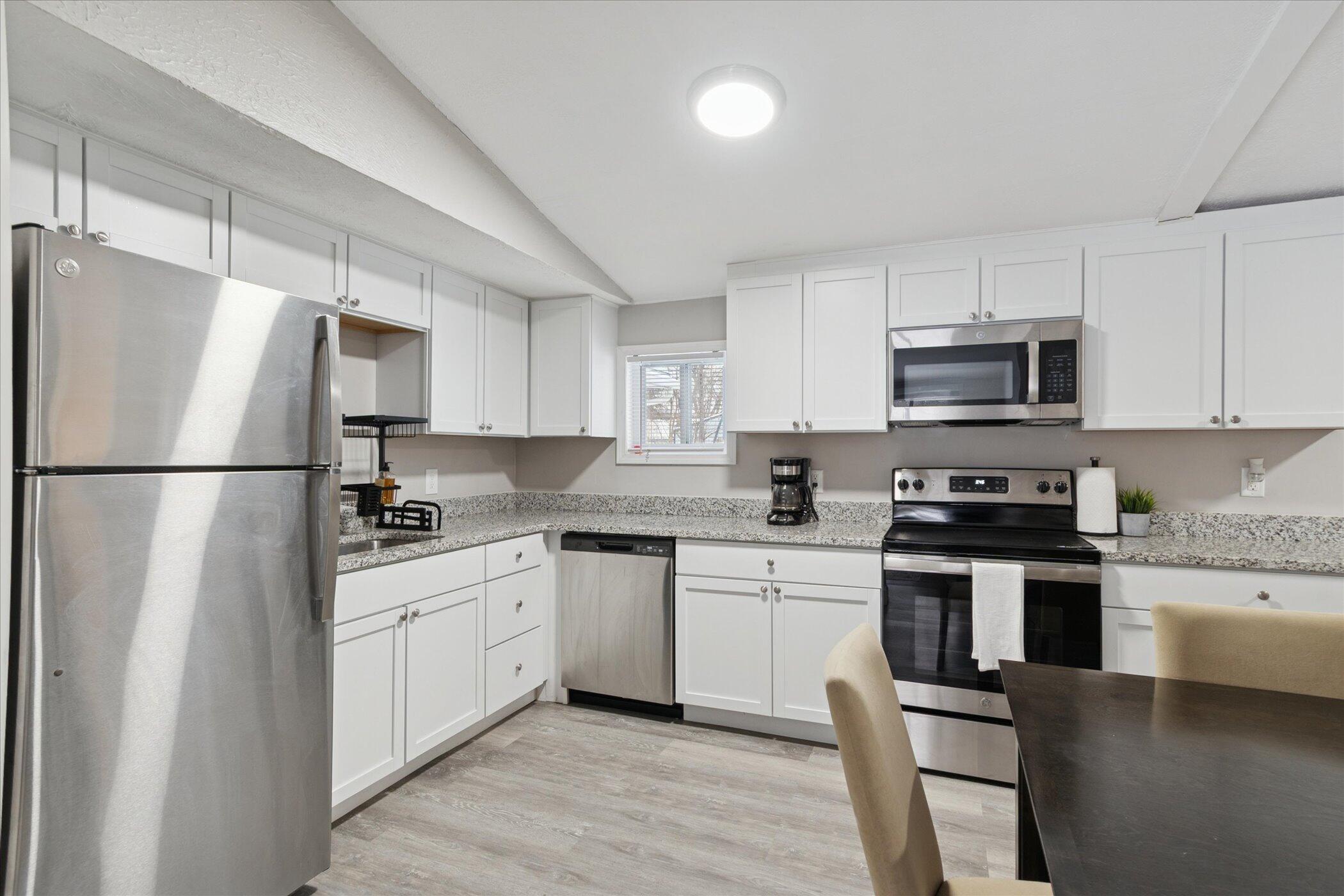 1360 Decker Road Walled Lake, MI 48390 - Photo 15 of 35 16-1360 Decker Rd Walled Lake, MI 48390