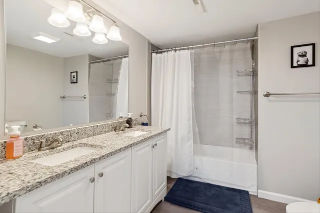 $270,000 | 1360 Decker Road, Walled Lake, MI 48390