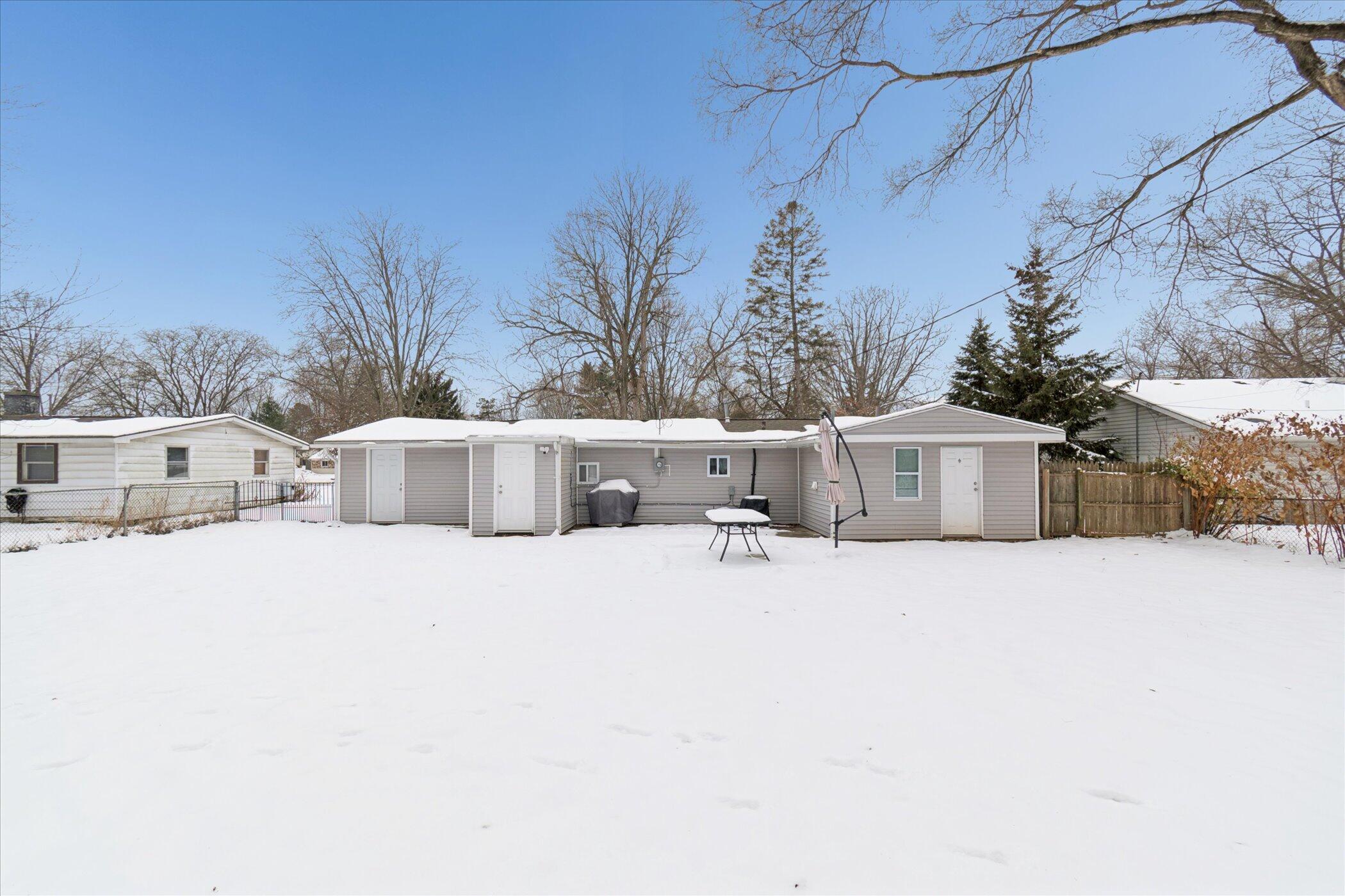 1360 Decker Road Walled Lake, MI 48390 - Photo 32 of 35 33-1360 Decker Rd Walled Lake, MI 48390