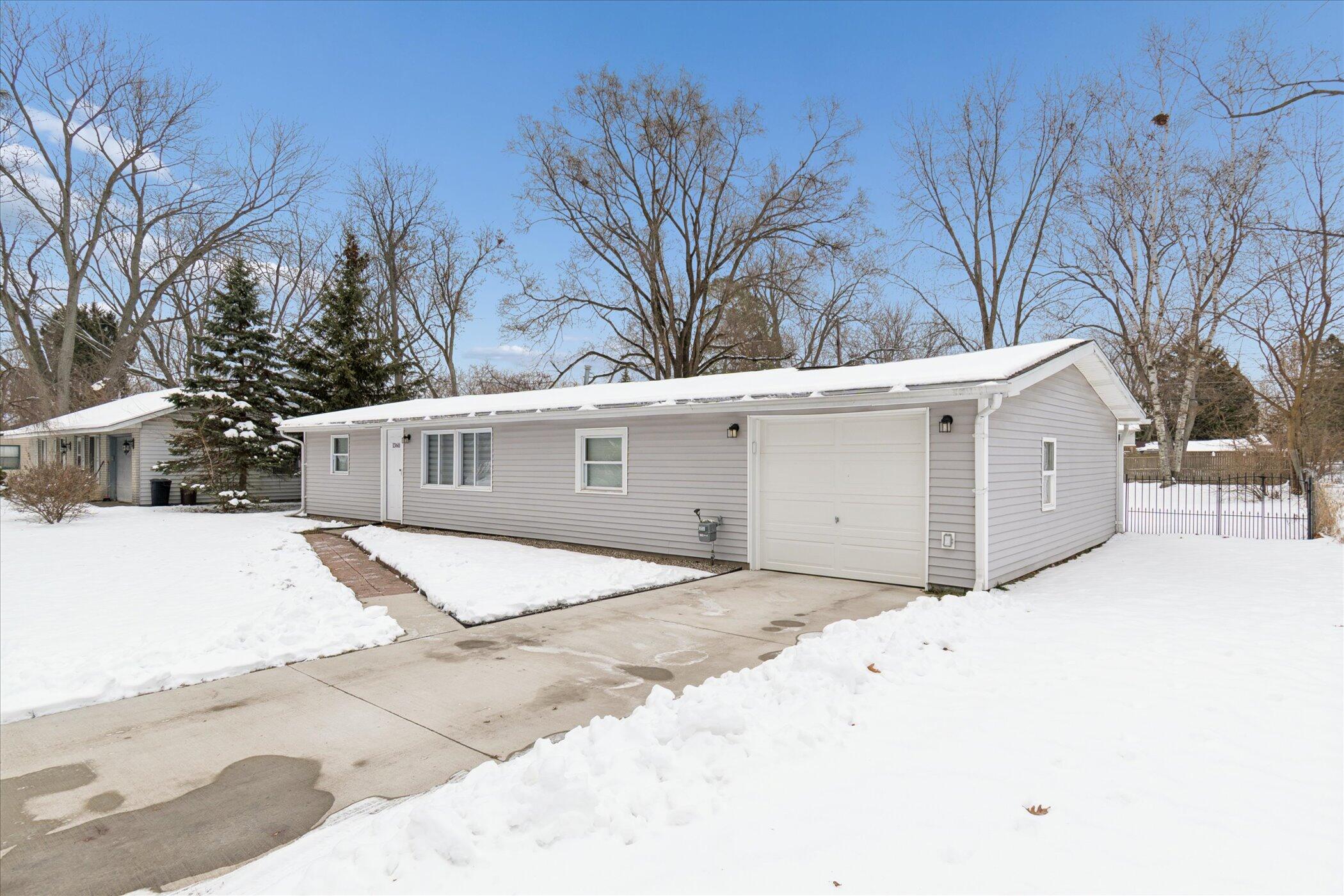 1360 Decker Road Walled Lake, MI 48390 - Photo 5 of 35 06-1360 Decker Rd Walled Lake, MI 48390