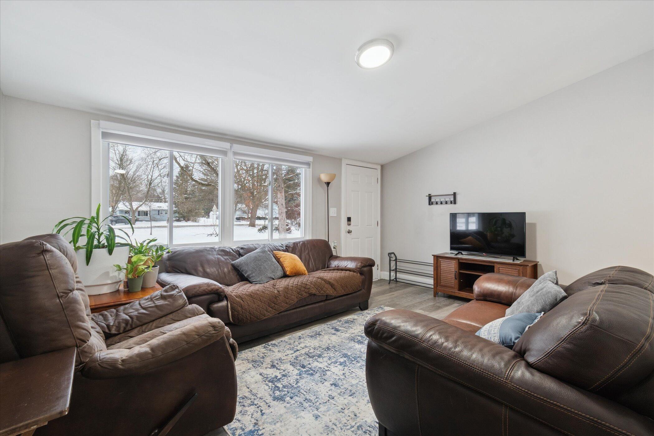 1360 Decker Road Walled Lake, MI 48390 - Photo 9 of 35 10-1360 Decker Rd Walled Lake, MI 48390