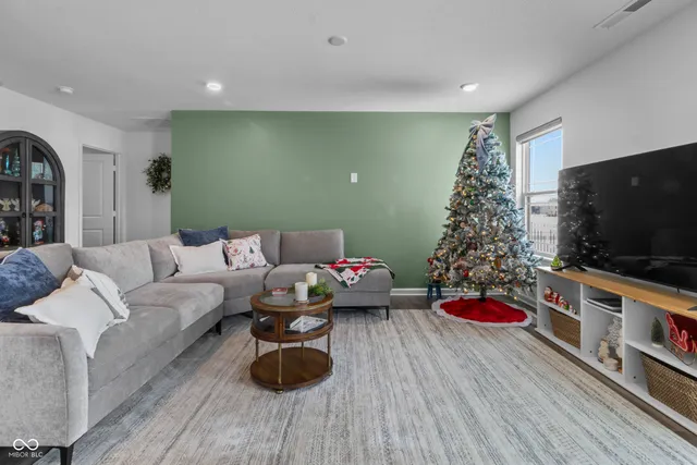 $329,900 | 24453 Kercheval Street, Sheridan, IN 46069