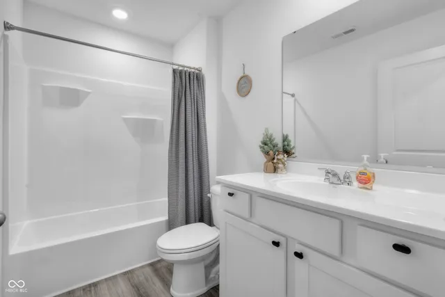 $329,900 | 24453 Kercheval Street, Sheridan, IN 46069