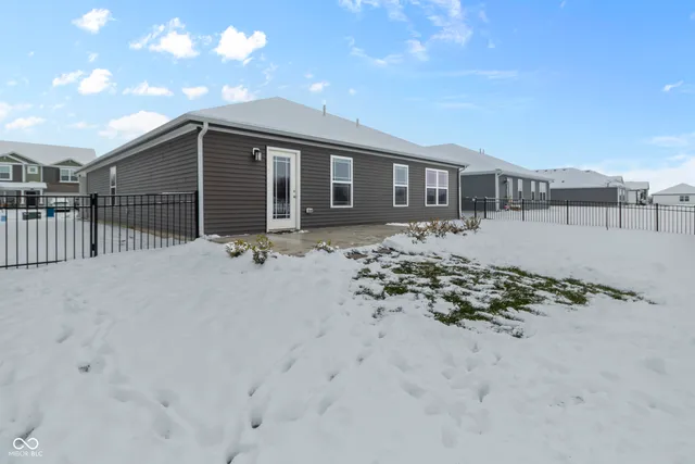 $329,900 | 24453 Kercheval Street, Sheridan, IN 46069