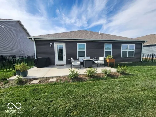 $329,900 | 24453 Kercheval Street, Sheridan, IN 46069