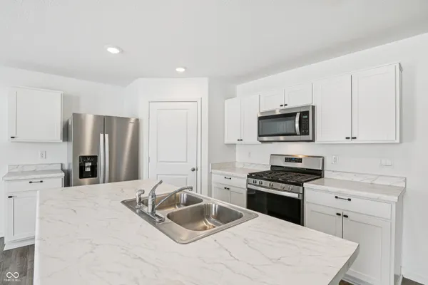 $319,900 | 24453 Kercheval Street, Sheridan, IN 46069