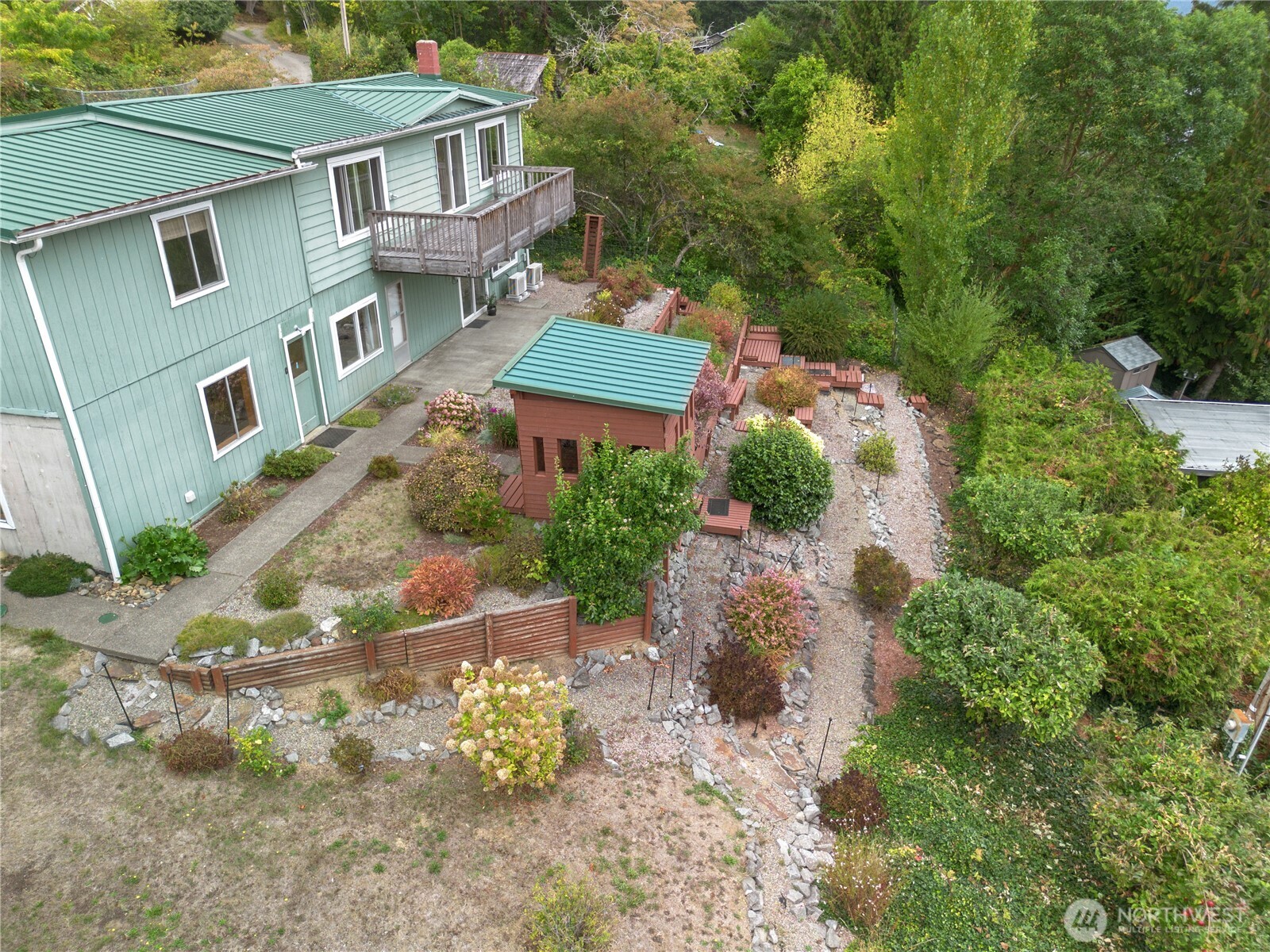 281 North Terrace Road Hoodsport, WA 98548 - Photo 3 of 38 Gallery Image 3