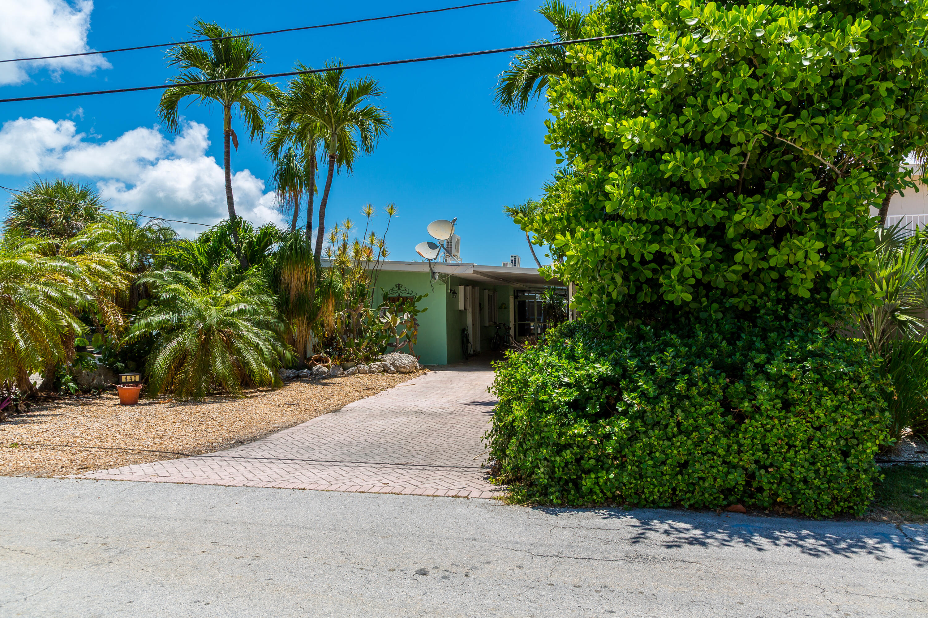 440 11th Street Key Colony Beach, FL 33051 - Photo 6 of 45 A85A5152