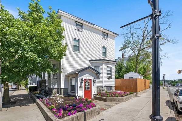 $1,165,000 | 5 Mason Street, Everett, MA 02149