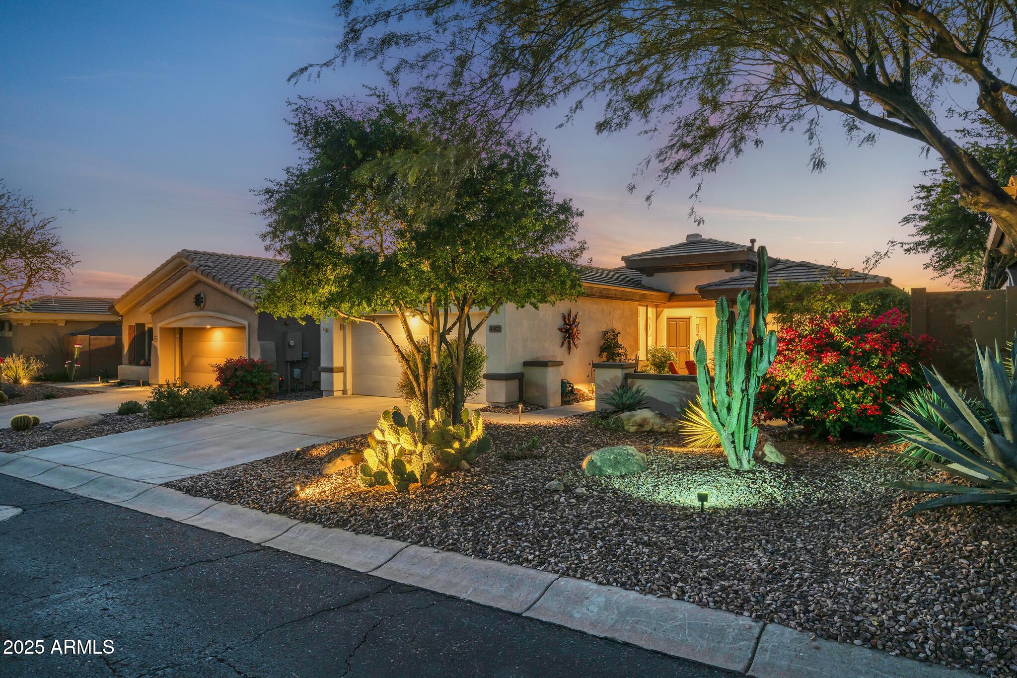 41822 North Crooked Stick Road Anthem, AZ 85086 - Photo 6 of 90 41822 N Crooked Stick Rd Twilight-2