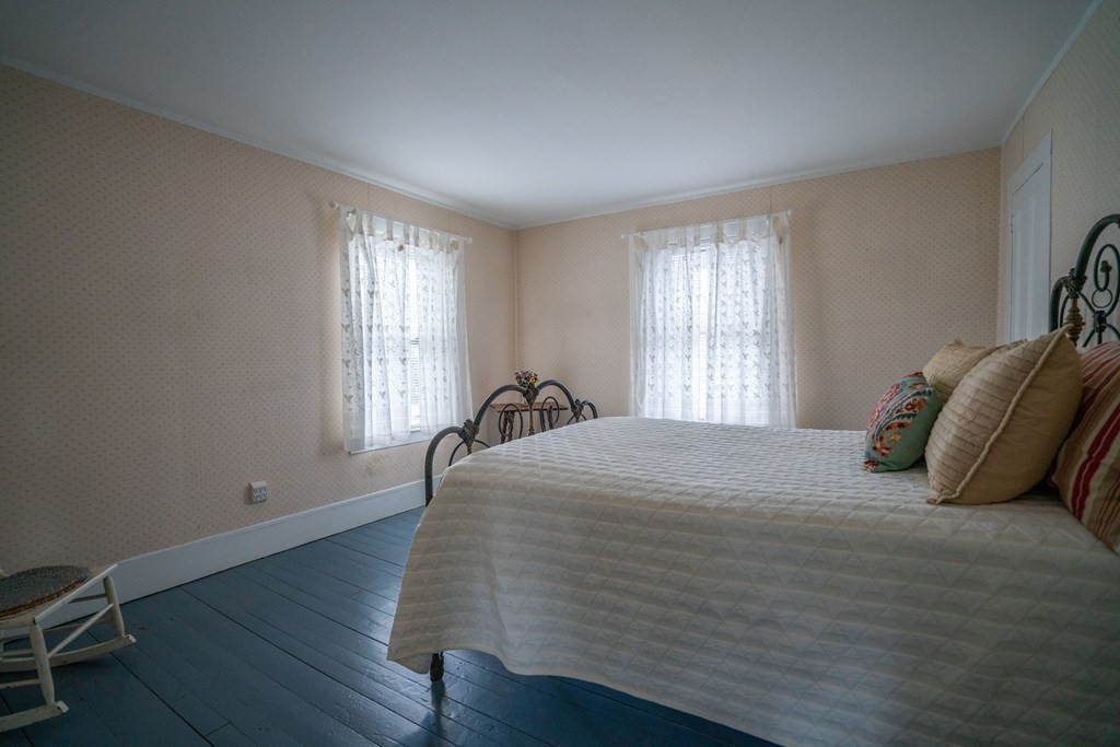 77 McClellan Street Amherst, MA 01002 - Photo 21 of 30 Gallery Image 21