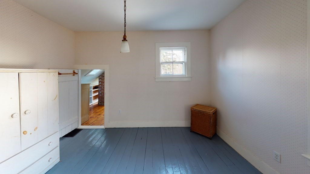77 McClellan Street Amherst, MA 01002 - Photo 23 of 30 Gallery Image 23