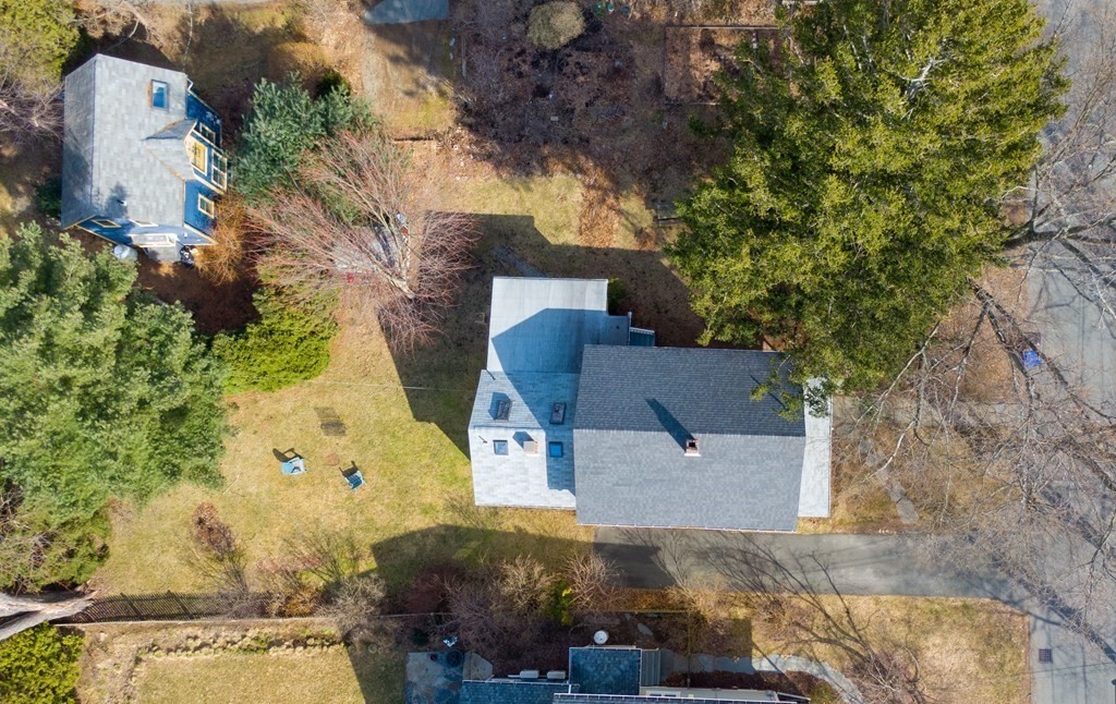 77 McClellan Street Amherst, MA 01002 - Photo 3 of 30 Gallery Image 3