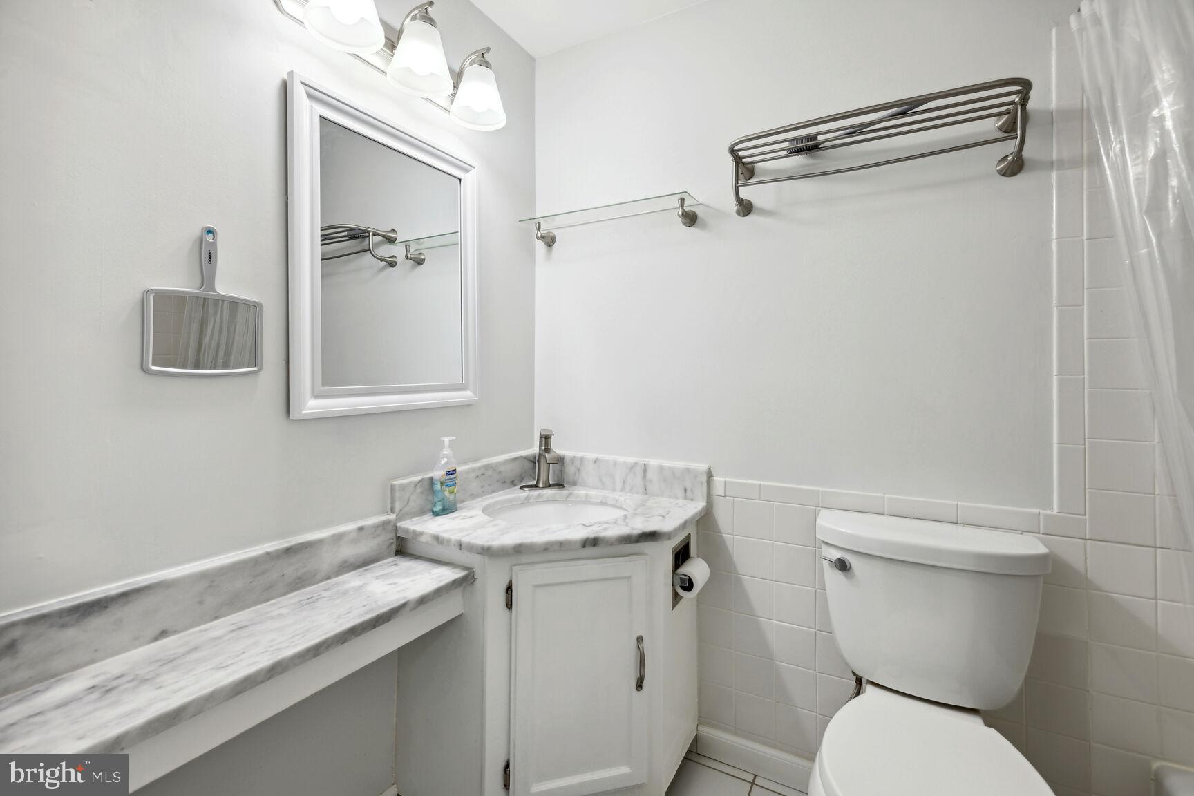 6375 Scarlet Petal Columbia, MD 21045 - Photo 12 of 25 Half Bath