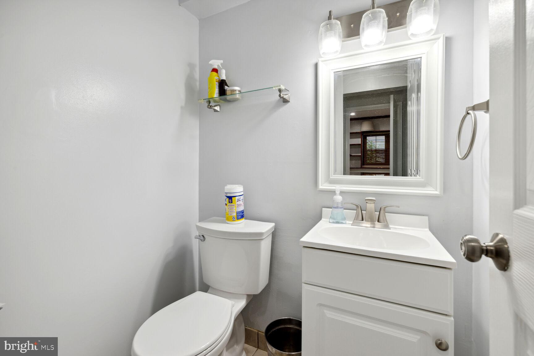 6375 Scarlet Petal Columbia, MD 21045 - Photo 14 of 25 Full Bathroom