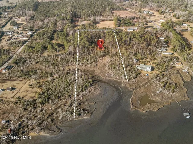 $600,000 | 565 Marshallberg Road, Smyrna, NC 28579