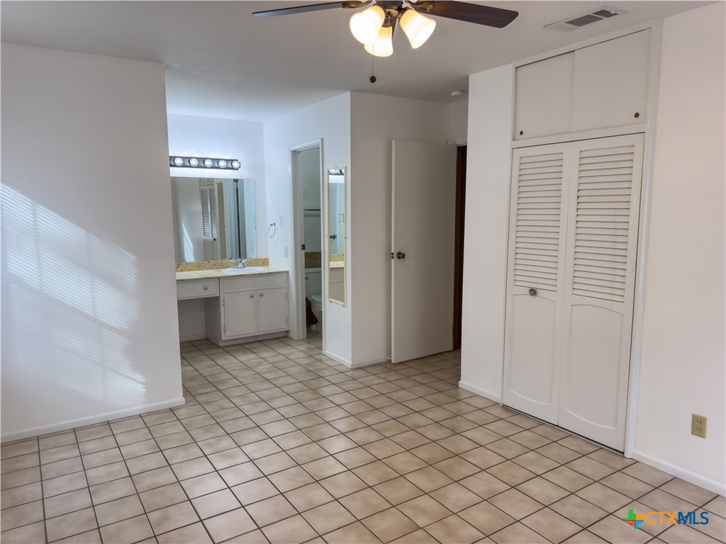 604 Cannon Road Victoria, TX 77904 - Photo 21 of 37