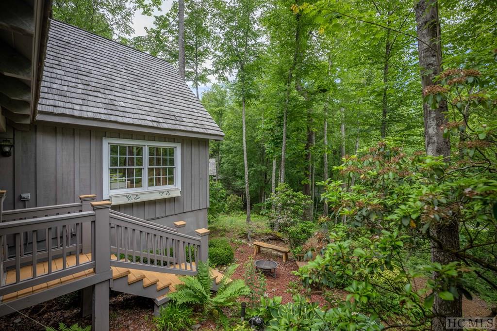 899 Boiling Springs Road Sapphire, NC 28774 - Photo 40 of 59 Gallery Image 40