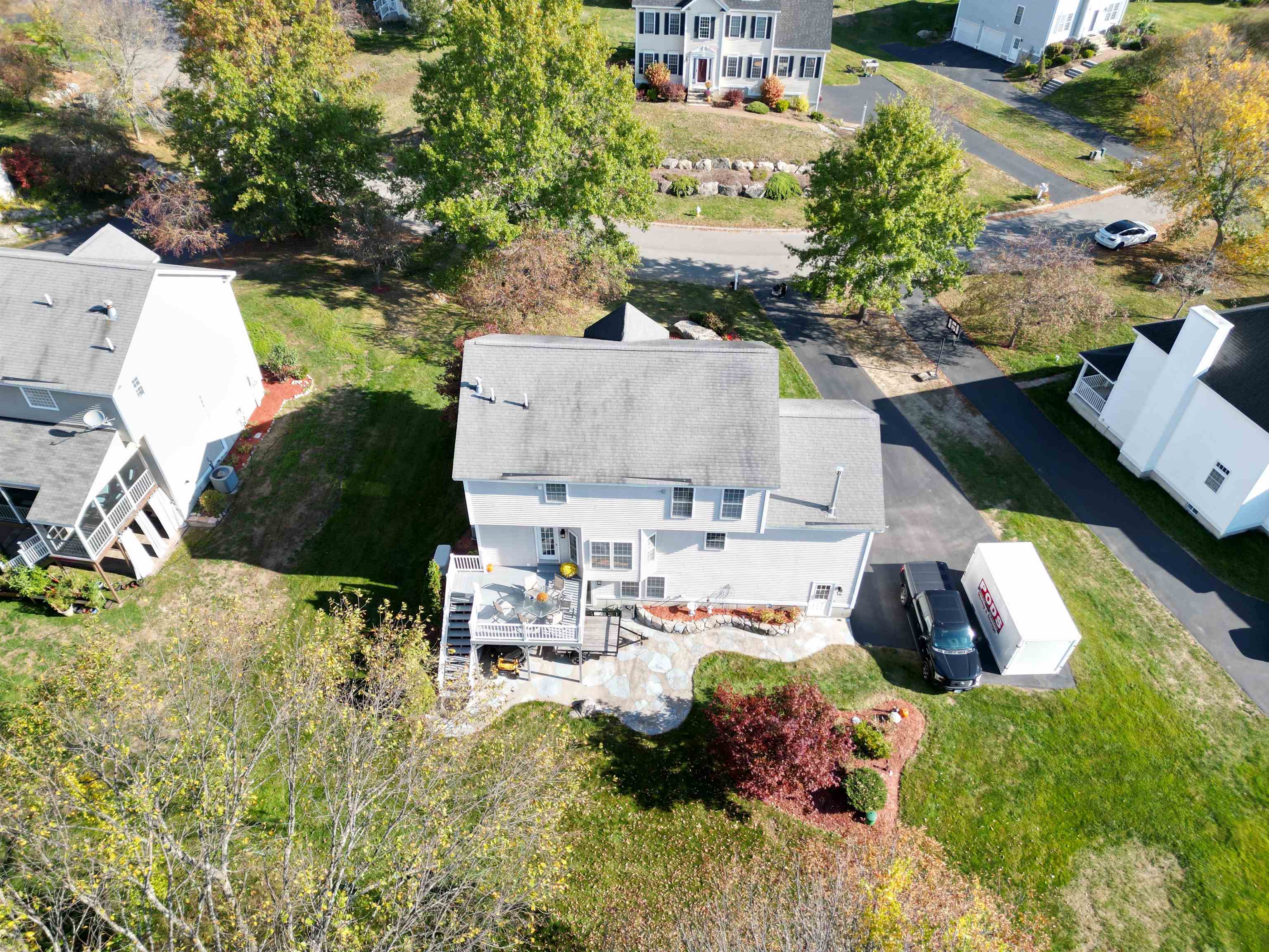 20 Summit Road Bedford, NH 03110 - Photo 3 of 45 Gallery Image 3