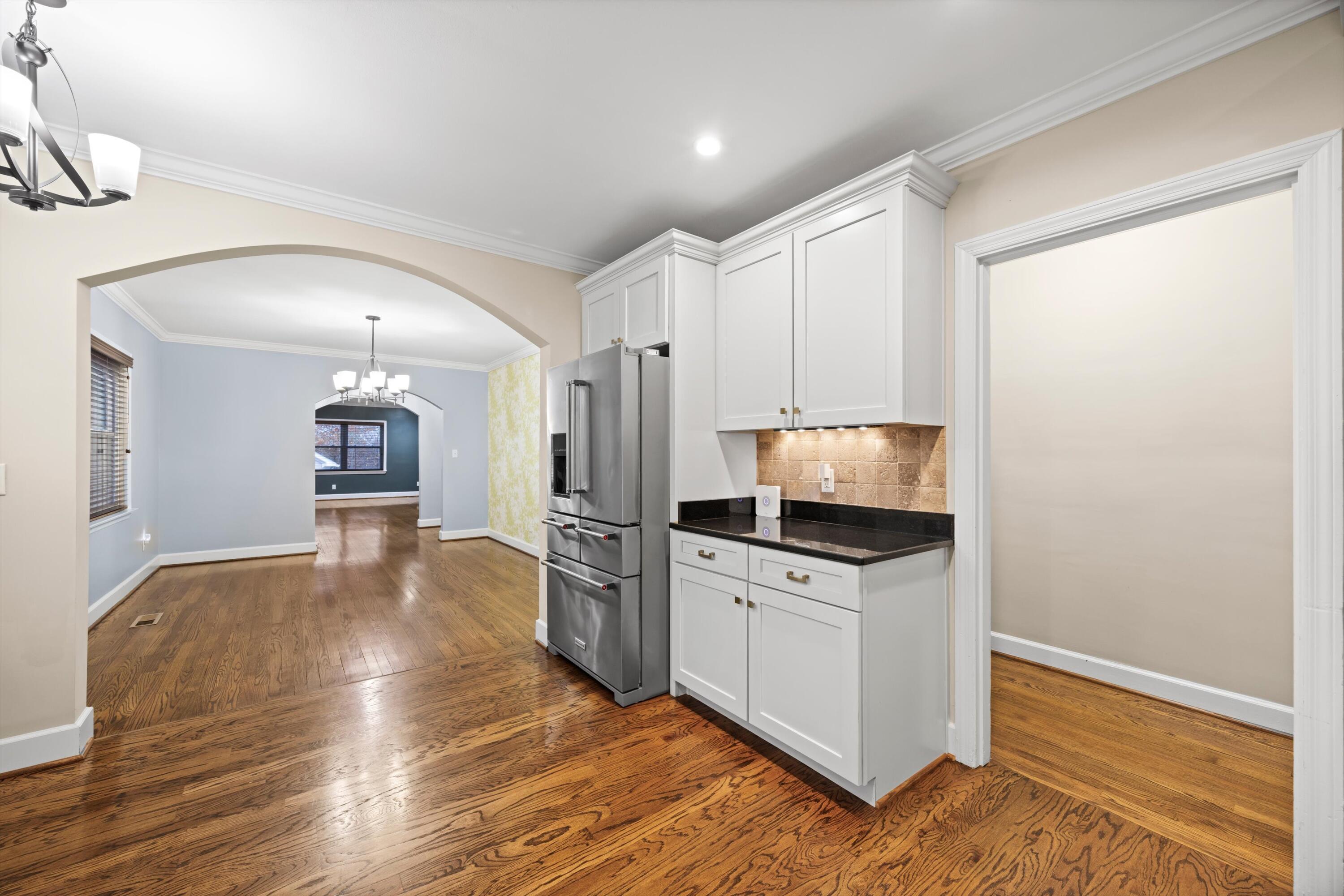 701 South Crest Road Chattanooga, TN 37404 - Photo 18 of 61 11-090A7052