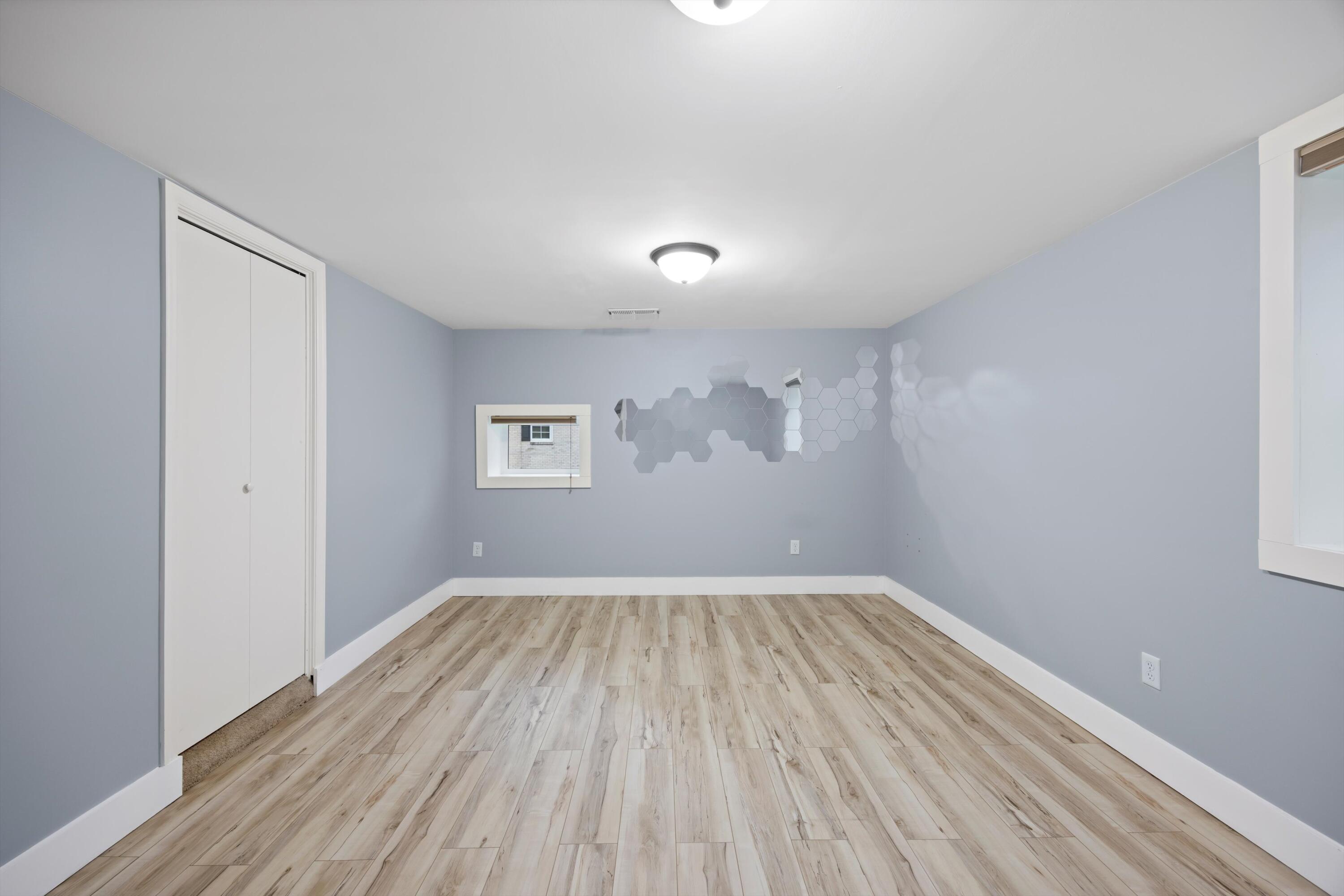 701 South Crest Road Chattanooga, TN 37404 - Photo 34 of 61 27-090A7117