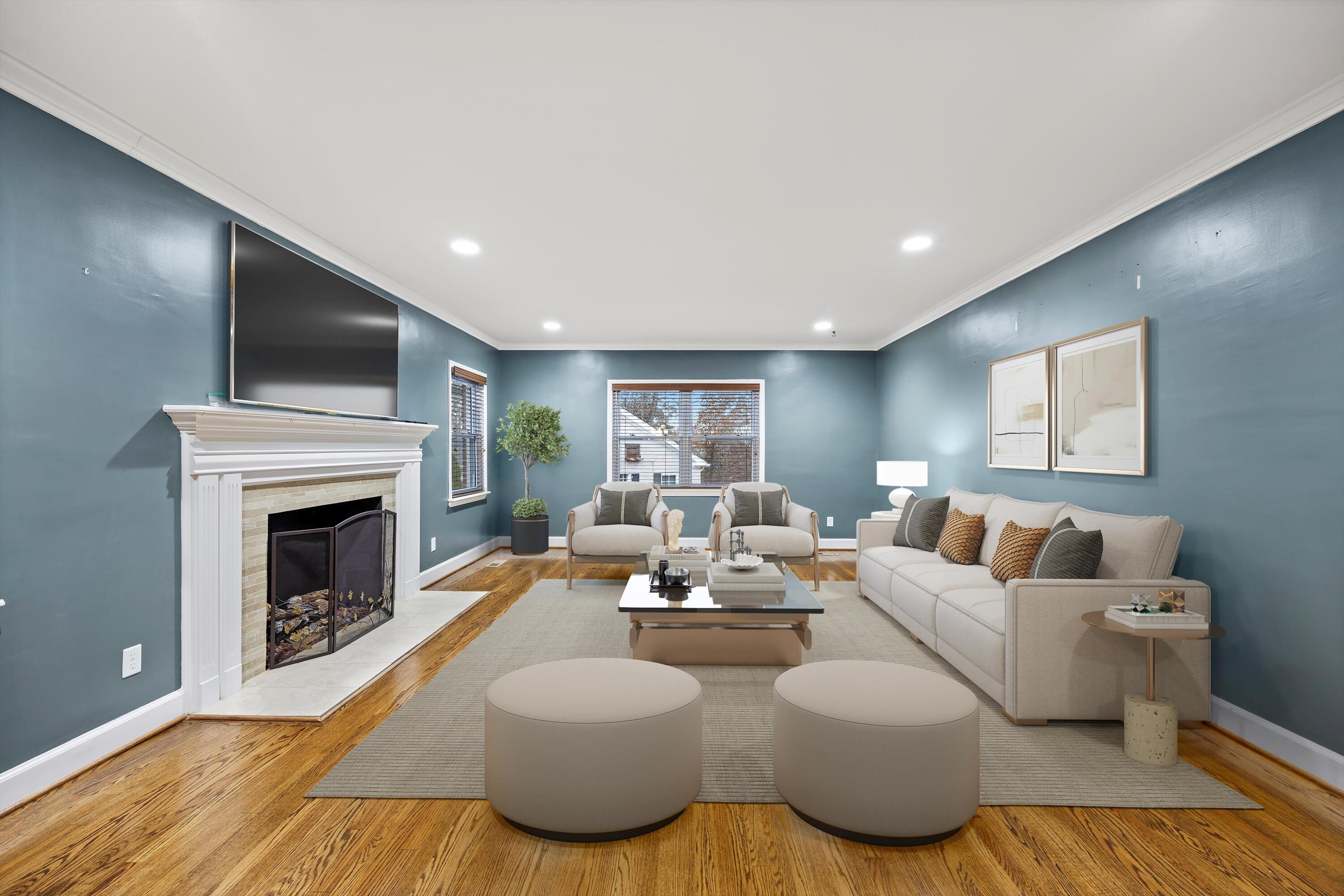 701 South Crest Road Chattanooga, TN 37404 - Photo 9 of 61 02-090A7012 Virtually Staged