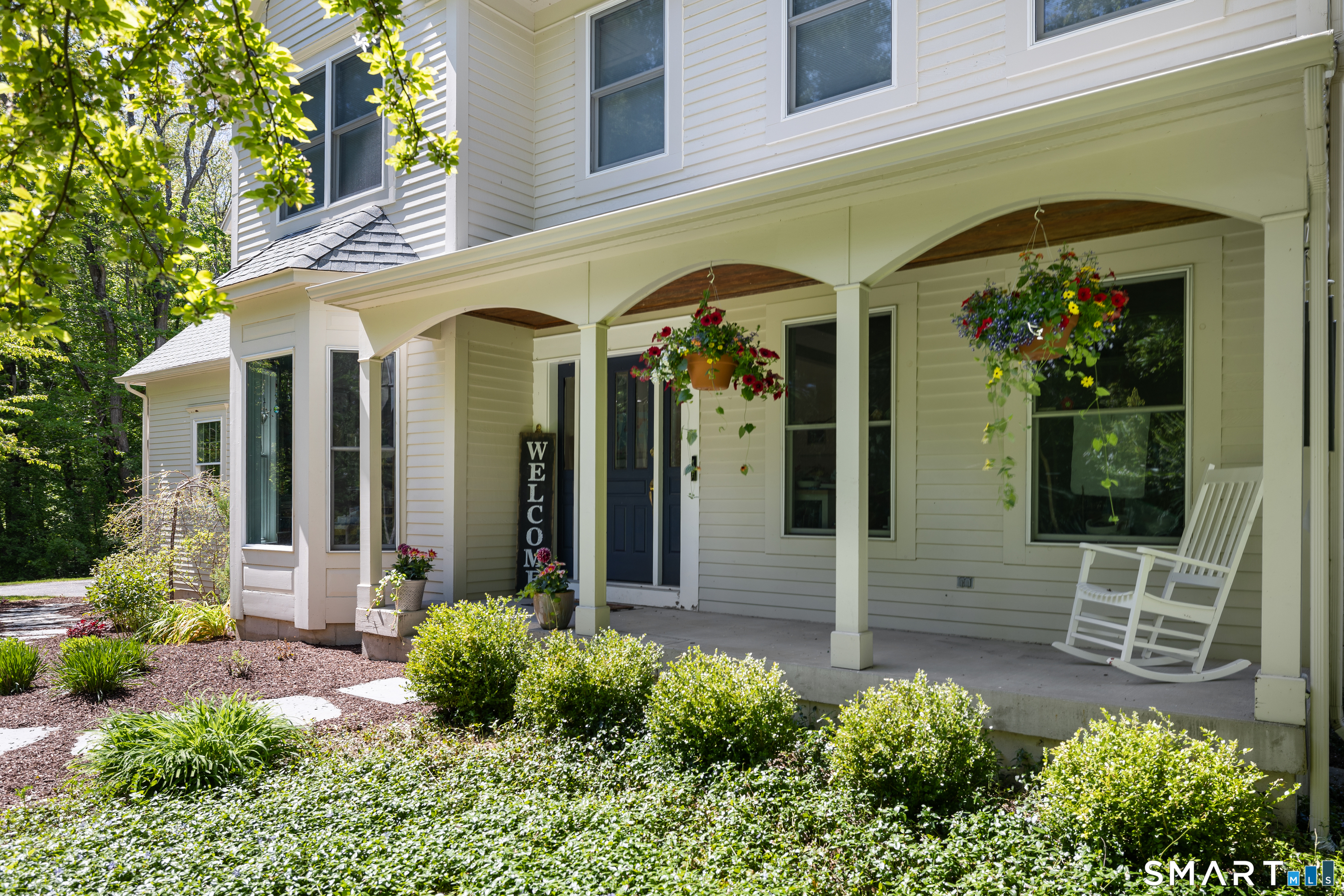 216 Great Pond Road Simsbury, CT 06070 - Photo 2 of 39