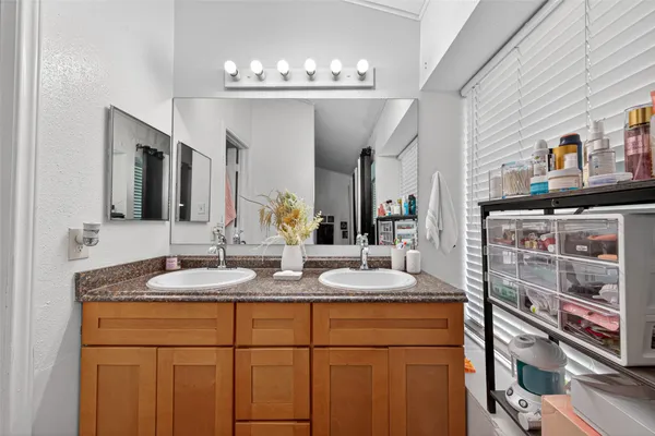 $2,250 | 14310 Royal Hill Drive, Houston, TX 77083