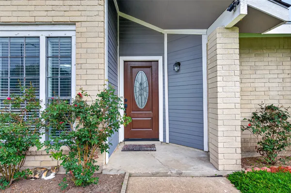 $2,250 | 14310 Royal Hill Drive, Houston, TX 77083