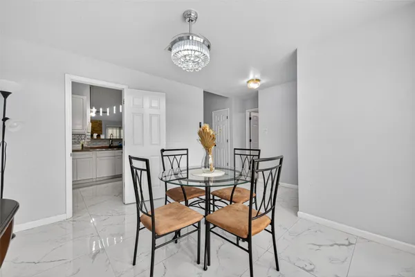 $2,250 | 14310 Royal Hill Drive, Houston, TX 77083