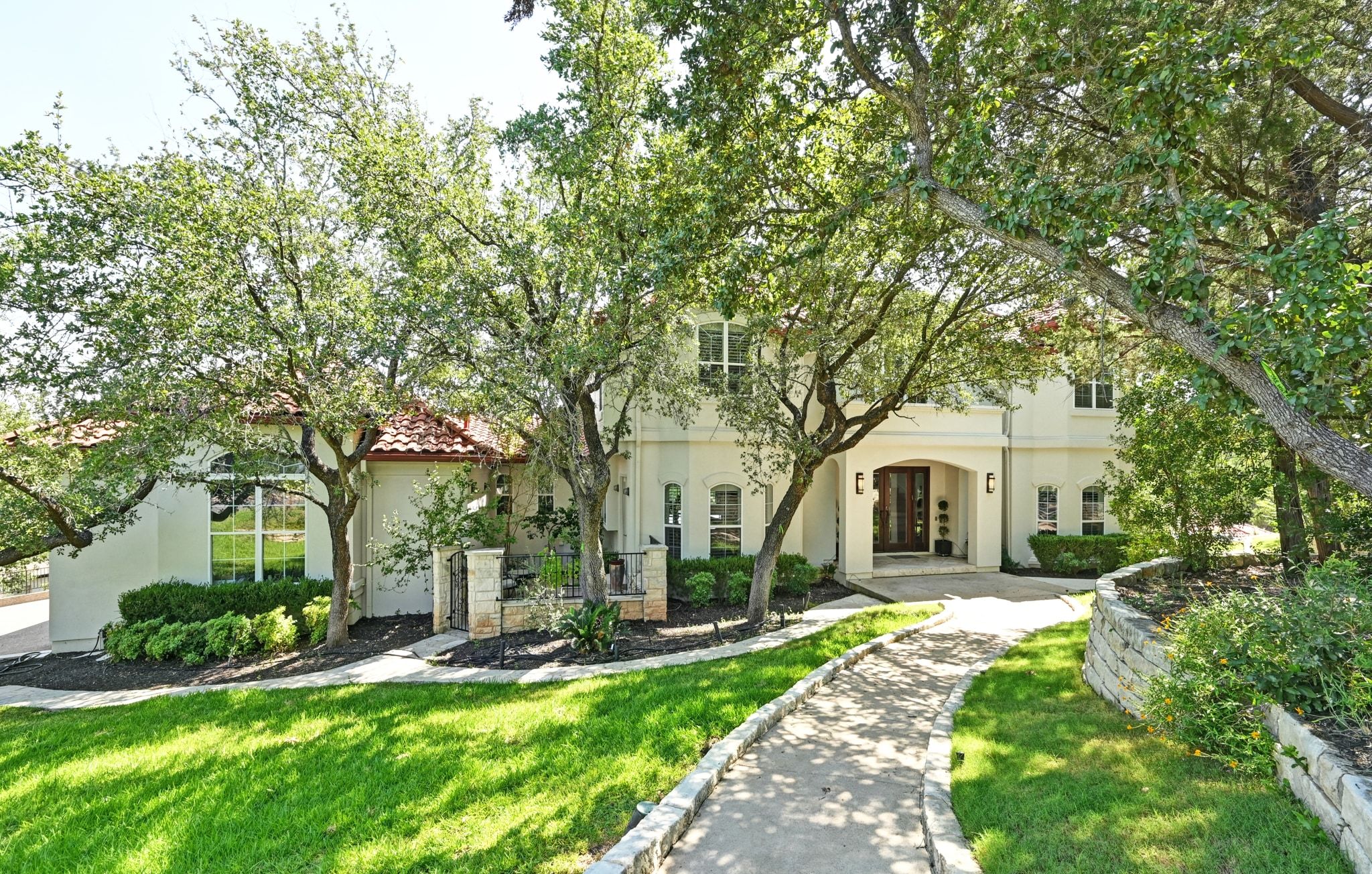 405 Barrett Lane in Rob Roy on the Lake