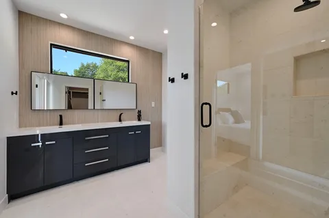 $4,350,000 | 405 Barrett Lane, Austin, TX 78733