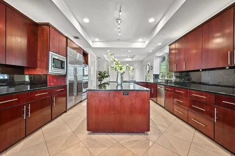 $4,125,000 | 405 Barrett Lane, Austin, TX 78733