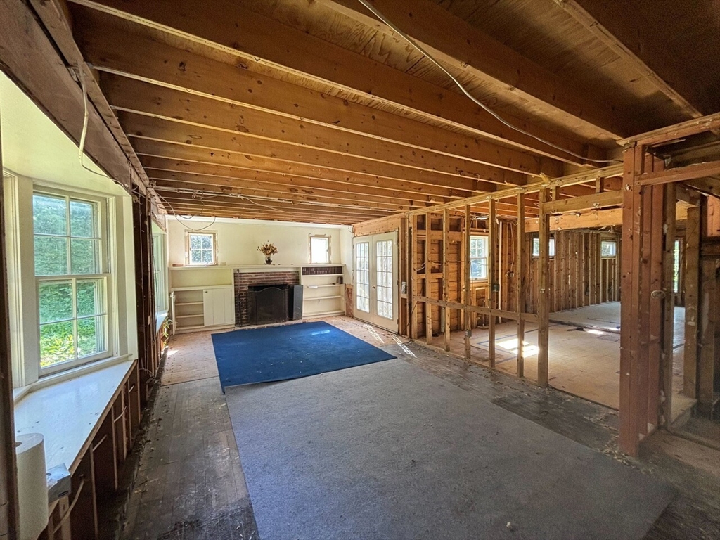 693 Orleans Road North Chatham, MA 02650 - Photo 16 of 41 a view of entryway