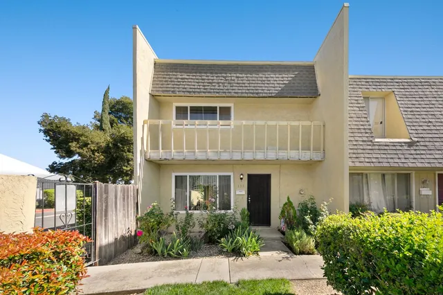 $314,900 | 736 West Lincoln Avenue, Unit 138, Woodland, CA 95695