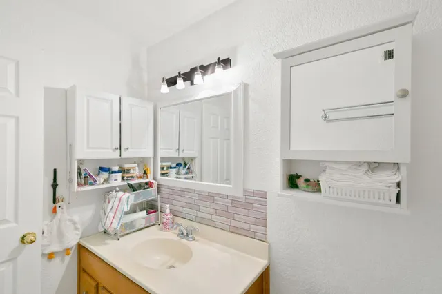 $314,900 | 736 West Lincoln Avenue, Unit 138, Woodland, CA 95695