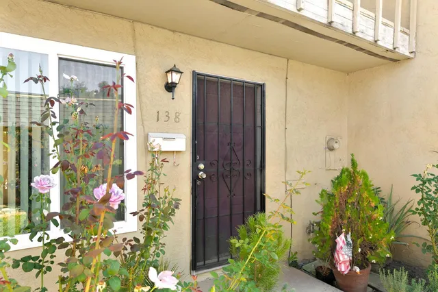 $314,900 | 736 West Lincoln Avenue, Unit 138, Woodland, CA 95695