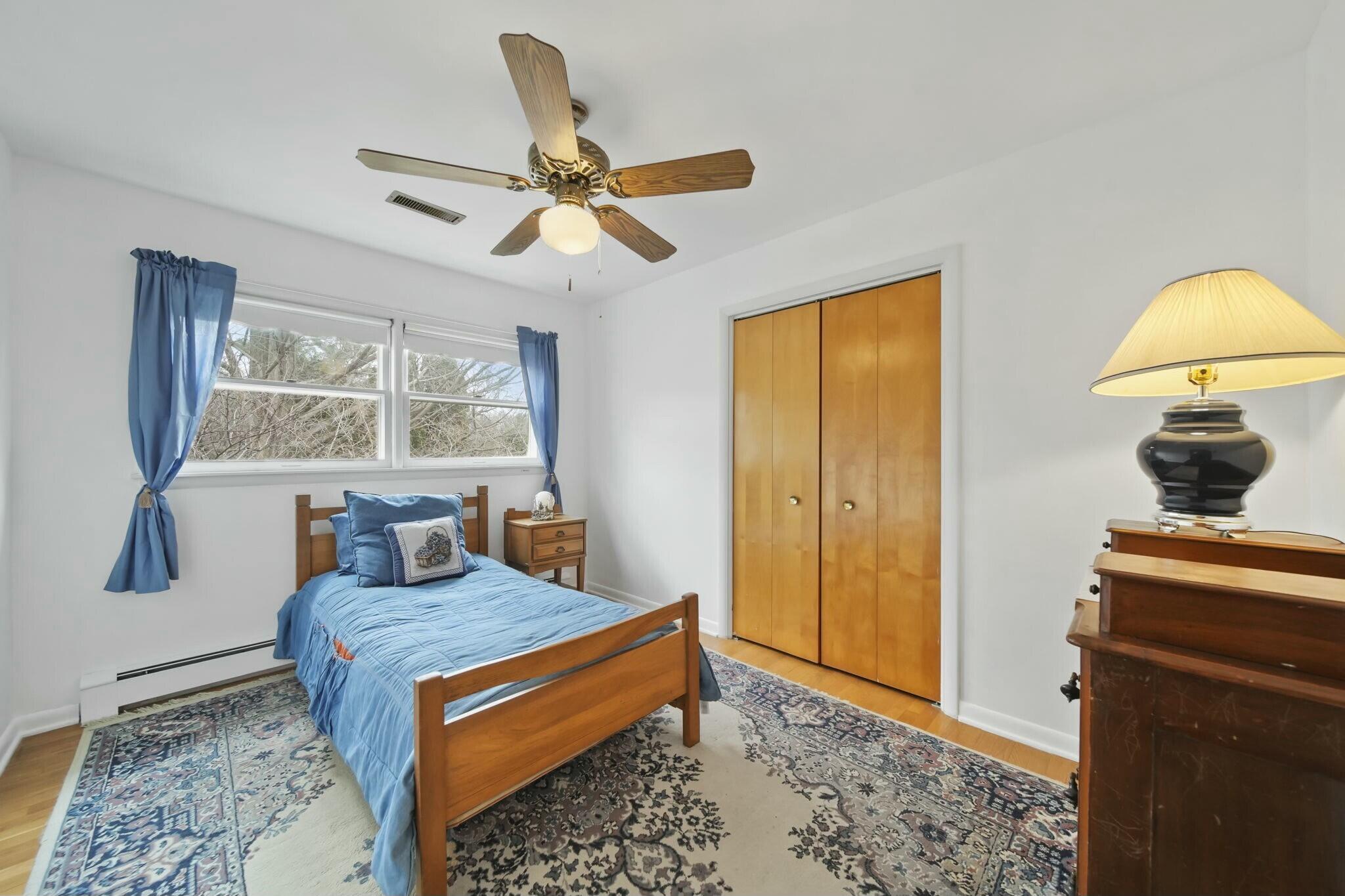3811 Midberry Road Jackson, MI 49203 - Photo 24 of 48 Upper Bedroom #2