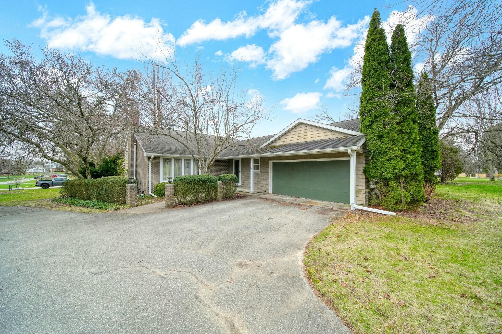 3811 Midberry Road Jackson, MI 49203 - Photo 3 of 48 tempImageL8wOiX