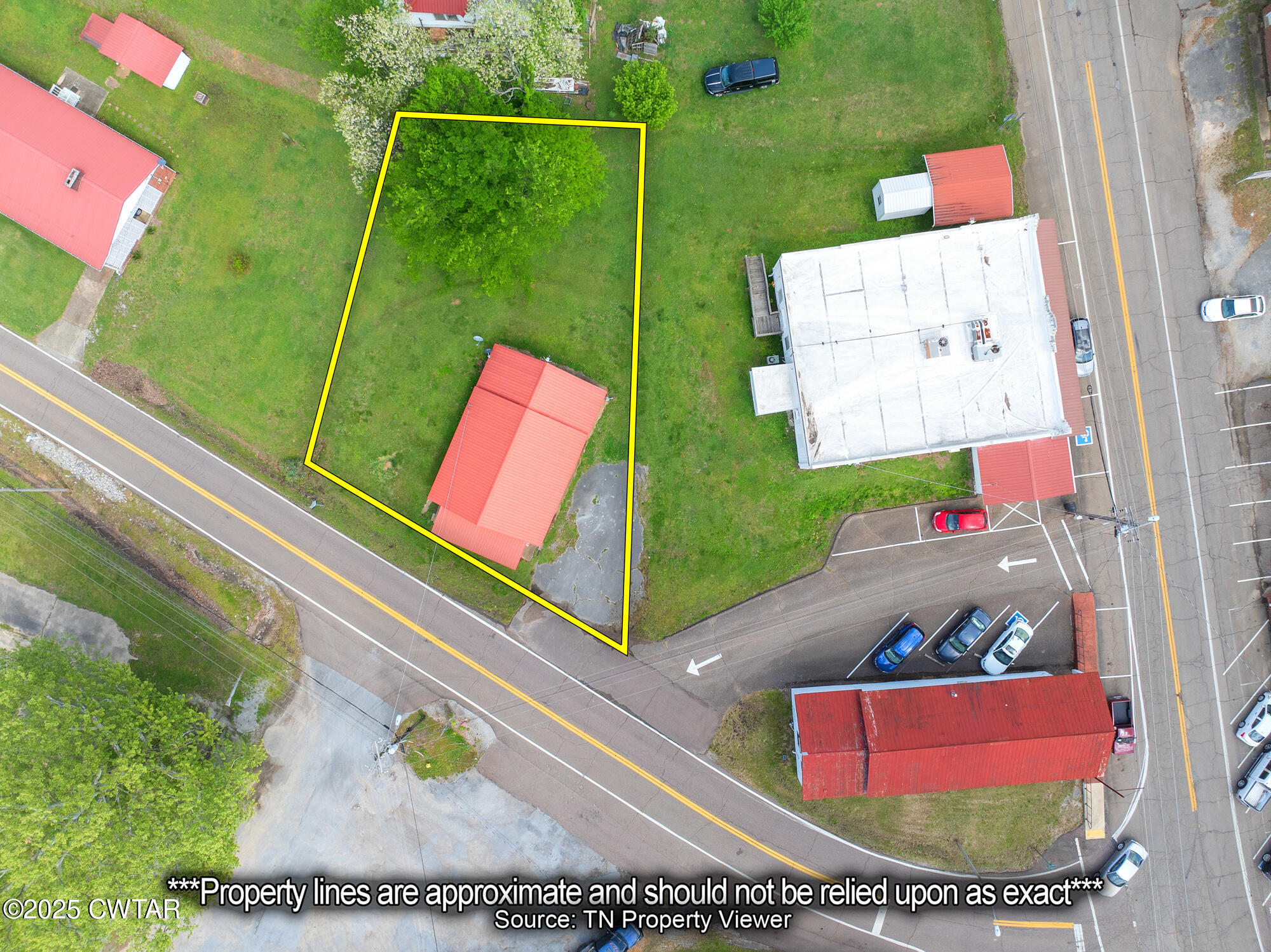 4555 Henderson Road Sardis, TN 38371 - Photo 2 of 19